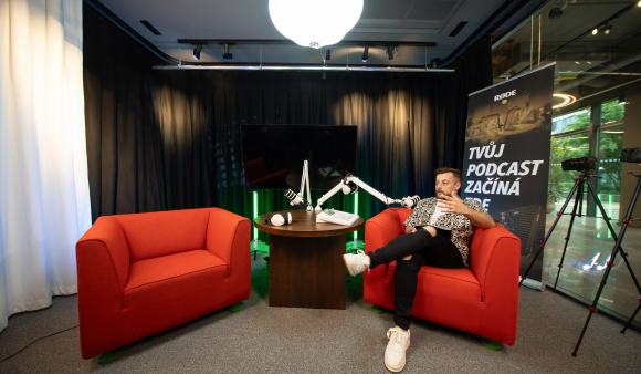 Mikrofony připraveny. Clubco & Detail Podcast studio otevírají prostor pro vaše příběhy